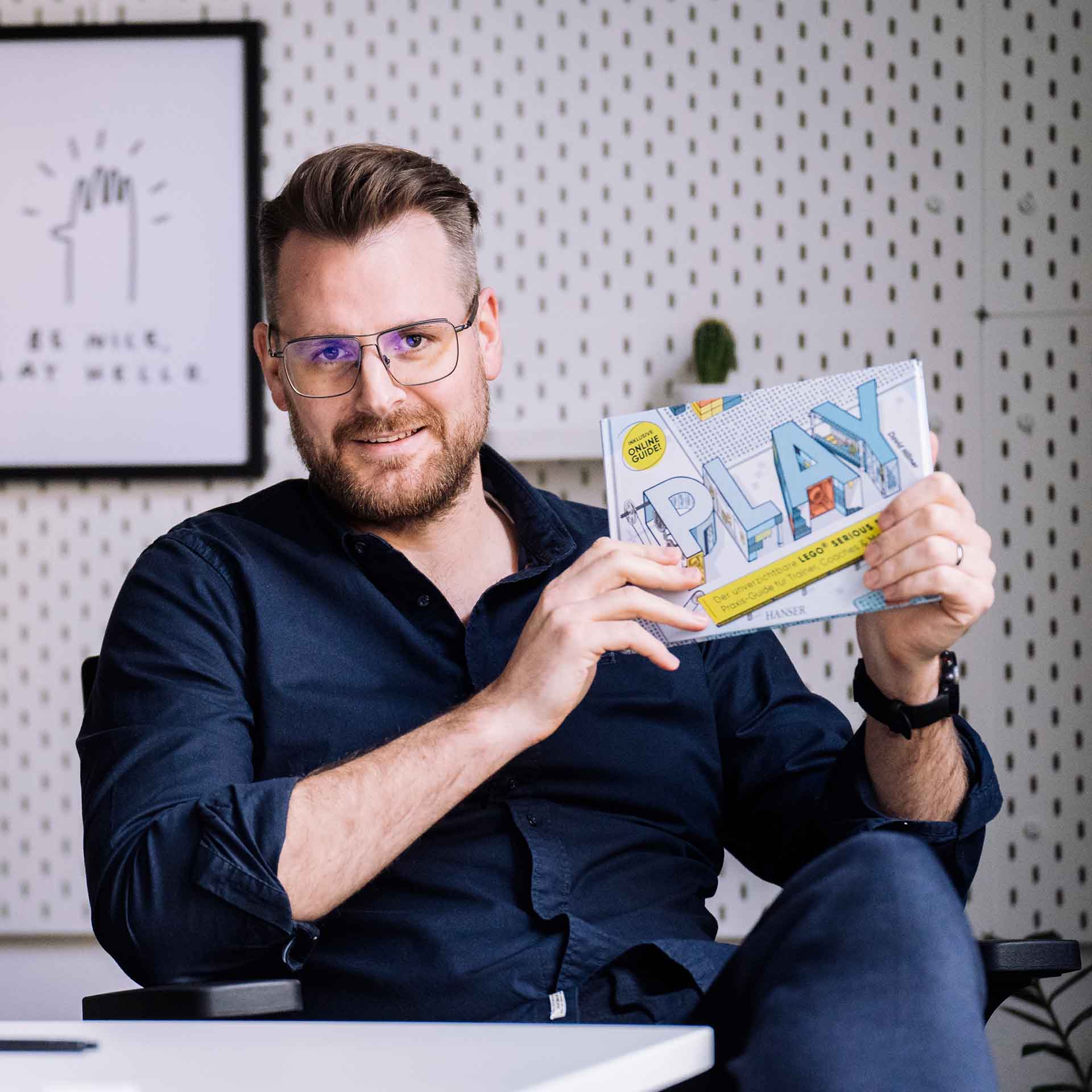 PLAY! Der unverzichtbare LEGO® SERIOUS PLAY® Praxis-Guide für Workshops, Coachings und Moderation.